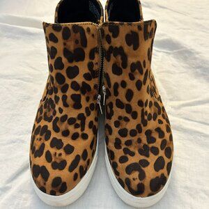 Time and Tru Leopard Print Fashion Wedge Sneakers